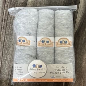 Blue Snail Waterproof Changing Pad Liner